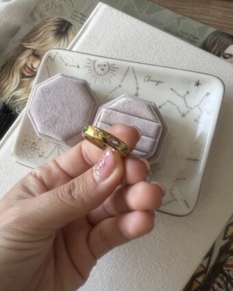 Anillo Stones