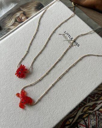 Collar Under the sea