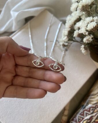 Collar Mini Eye Silver