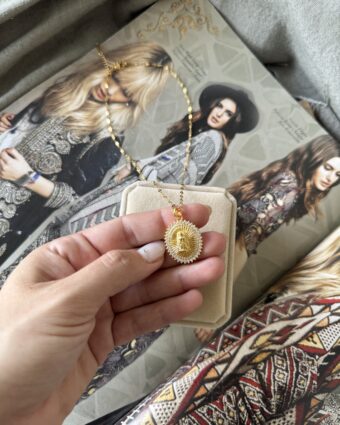 Collar Virgen de Guadalupe Gold 4