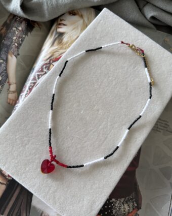 Collar B & W Cristal