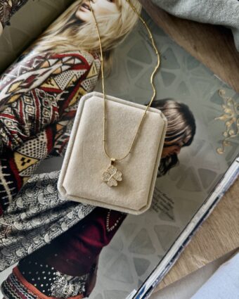 Collar Trébol classic