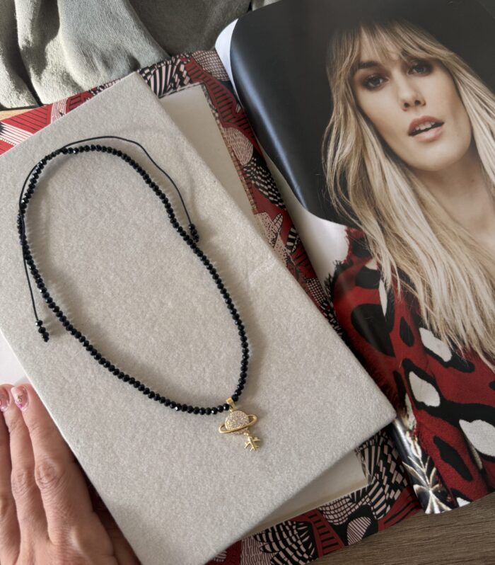 Collar travel the World black