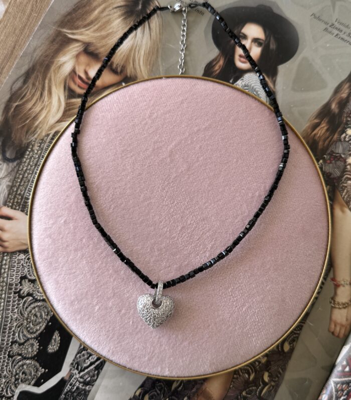 Collar Shining Love