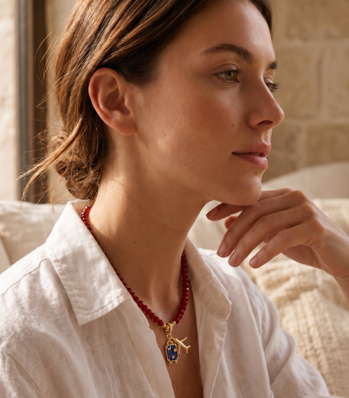 Collar Travel Lover